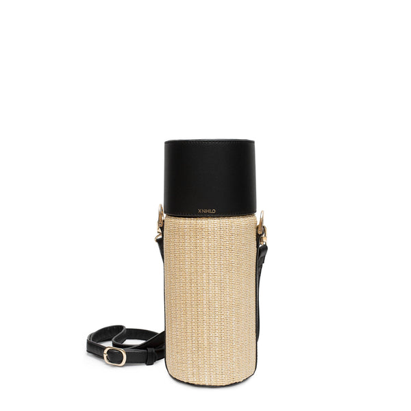 Wine purse with online straw