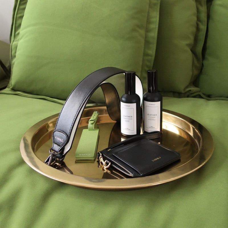 Save 43% | Ensemble #4 | Le Noir