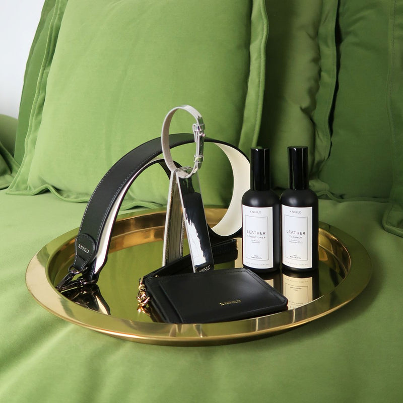 Save 43% | Ensemble #4 | Le Noir