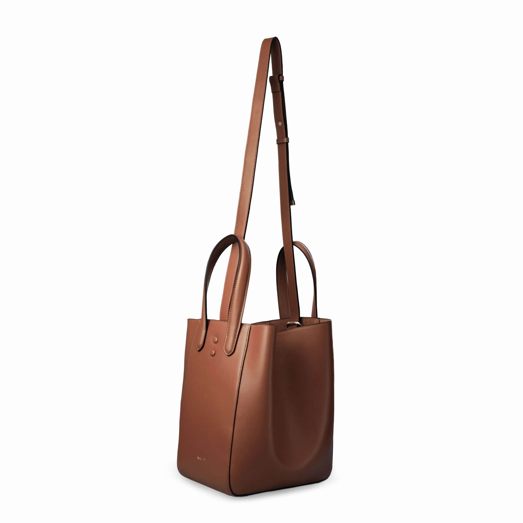 Eight - Tan large leather tote bucket bag – X NIHILO